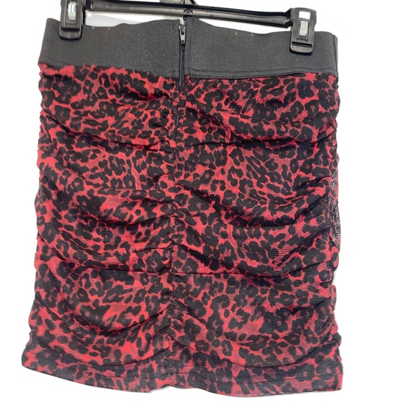 Sexy Y2k red leopard mini skirt - Picture 5 of 5